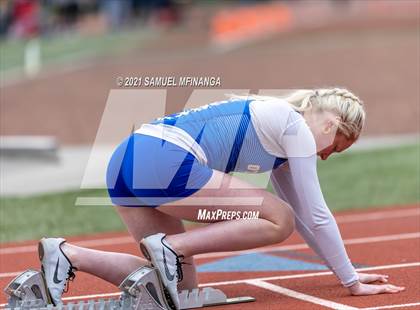 Thumbnail 2 in Harold Scott Invitational (400 Meter) photogallery.