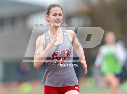 Thumbnail 1 in Harold Scott Invitational (400 Meter) photogallery.
