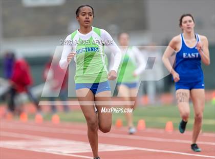 Thumbnail 3 in Harold Scott Invitational (400 Meter) photogallery.