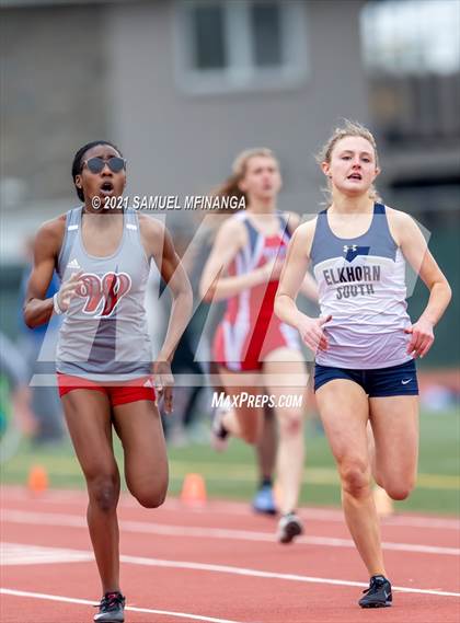 Thumbnail 2 in Harold Scott Invitational (400 Meter) photogallery.