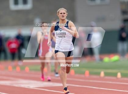 Thumbnail 1 in Harold Scott Invitational (400 Meter) photogallery.