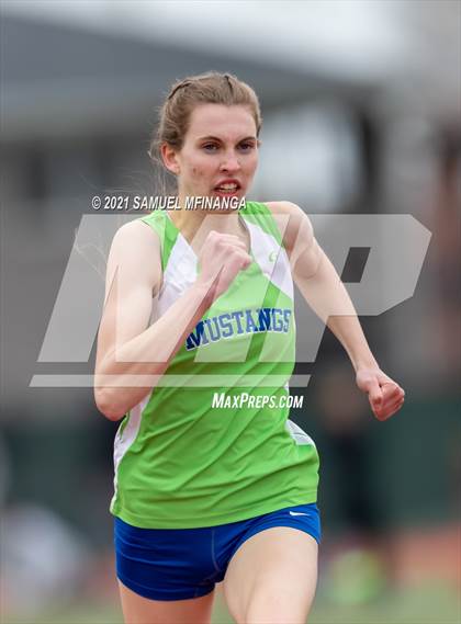 Thumbnail 2 in Harold Scott Invitational (400 Meter) photogallery.