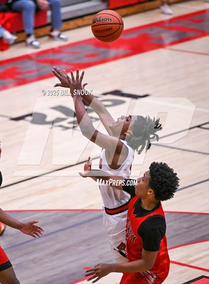 Thumbnail 2 in J.P. McCaskey @ Reading photogallery.