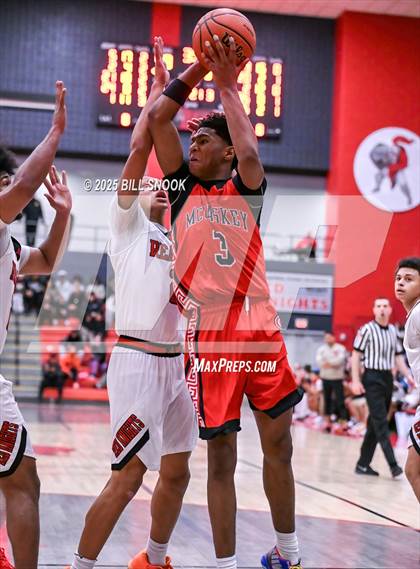 Thumbnail 1 in J.P. McCaskey @ Reading photogallery.