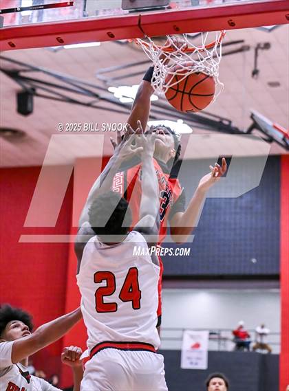 Thumbnail 1 in J.P. McCaskey @ Reading photogallery.