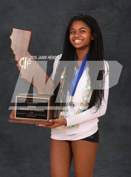 Thumbnail 1 in Head-Royce (CIF State D5 Awards) photogallery.