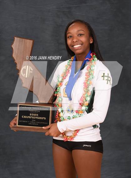 Thumbnail 1 in Head-Royce (CIF State D5 Awards) photogallery.