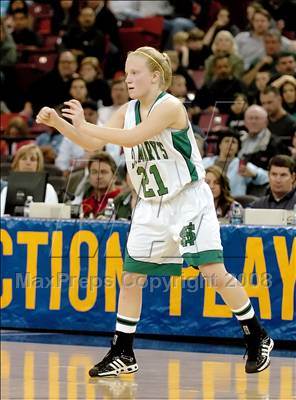Thumbnail 3 in Sacramento vs. St. Mary's (CIF SJS D3 Final) photogallery.