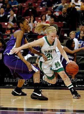 Thumbnail 1 in Sacramento vs. St. Mary's (CIF SJS D3 Final) photogallery.