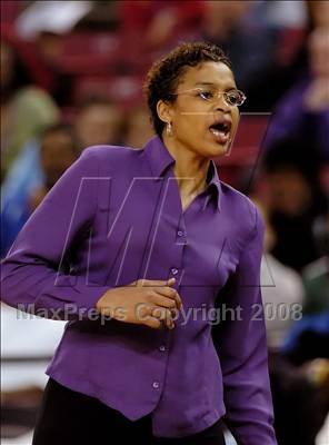 Thumbnail 2 in Sacramento vs. St. Mary's (CIF SJS D3 Final) photogallery.