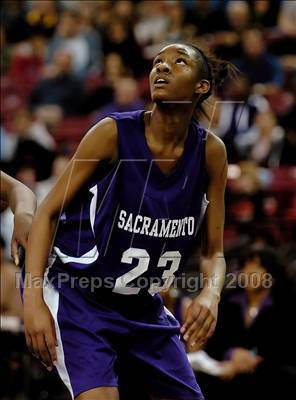 Thumbnail 3 in Sacramento vs. St. Mary's (CIF SJS D3 Final) photogallery.