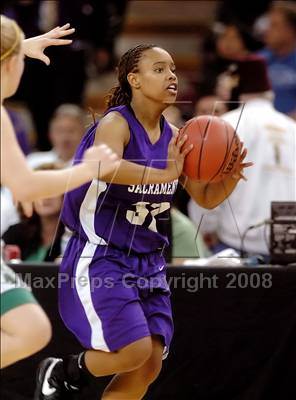 Thumbnail 2 in Sacramento vs. St. Mary's (CIF SJS D3 Final) photogallery.