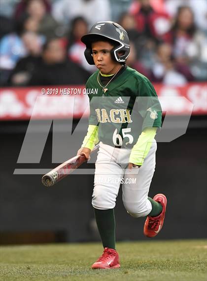 Thumbnail 1 in Santa Ana vs. Long Beach Poly photogallery.