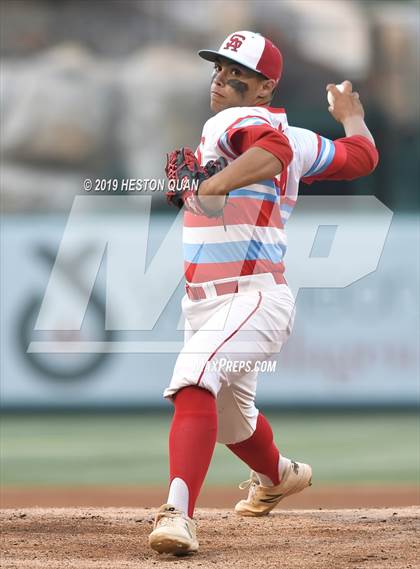 Thumbnail 1 in Santa Ana vs. Long Beach Poly photogallery.