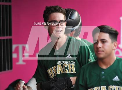 Thumbnail 2 in Santa Ana vs. Long Beach Poly photogallery.