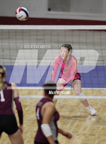 Thumbnail 1 in Berthoud vs. Green Mountain (CHSAA 4A First Round) photogallery.