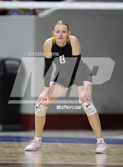 Thumbnail 2 in Berthoud vs. Green Mountain (CHSAA 4A First Round) photogallery.