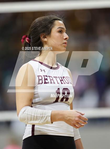 Thumbnail 2 in Berthoud vs. Green Mountain (CHSAA 4A First Round) photogallery.