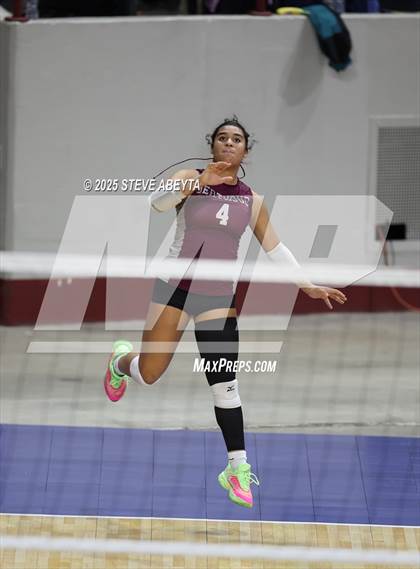 Thumbnail 1 in Berthoud vs. Green Mountain (CHSAA 4A First Round) photogallery.