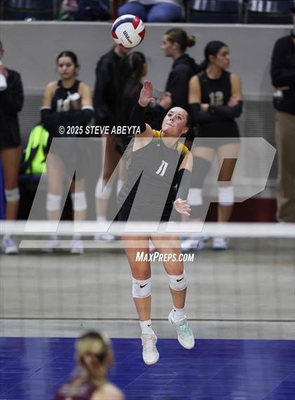 Thumbnail 2 in Berthoud vs. Green Mountain (CHSAA 4A First Round) photogallery.