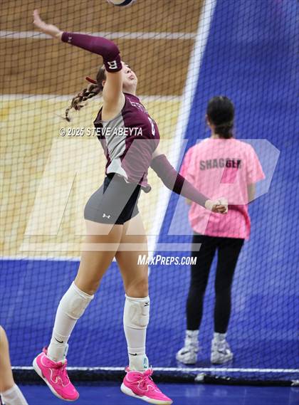 Thumbnail 3 in Berthoud vs. Green Mountain (CHSAA 4A First Round) photogallery.