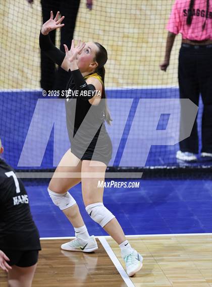 Thumbnail 1 in Berthoud vs. Green Mountain (CHSAA 4A First Round) photogallery.