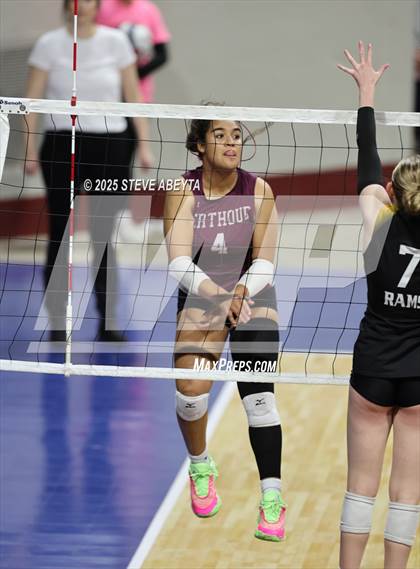 Thumbnail 2 in Berthoud vs. Green Mountain (CHSAA 4A First Round) photogallery.