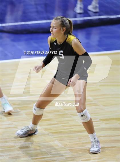 Thumbnail 2 in Berthoud vs. Green Mountain (CHSAA 4A First Round) photogallery.