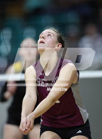 Thumbnail 3 in Berthoud vs. Green Mountain (CHSAA 4A First Round) photogallery.
