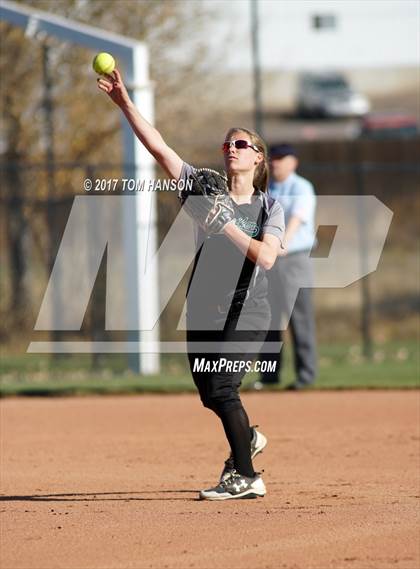 Thumbnail 3 in Silver Creek vs Conifer (CHSAA 4A First Round) photogallery.
