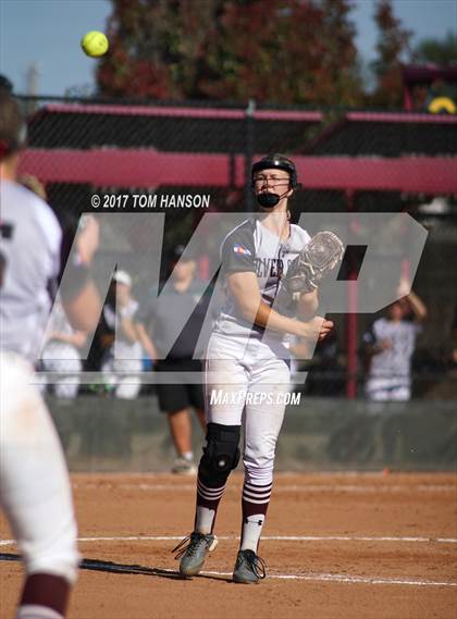 Thumbnail 2 in Silver Creek vs Conifer (CHSAA 4A First Round) photogallery.