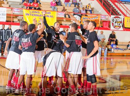 Thumbnail 1 in Seguin vs. Cedar Hill (Lions Club Tournament) photogallery.