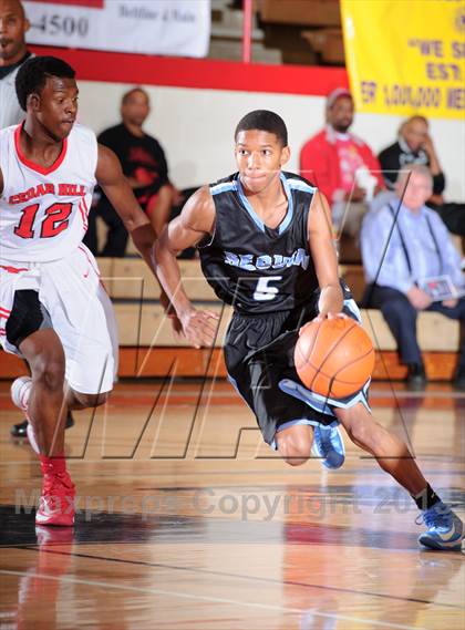 Thumbnail 2 in Seguin vs. Cedar Hill (Lions Club Tournament) photogallery.