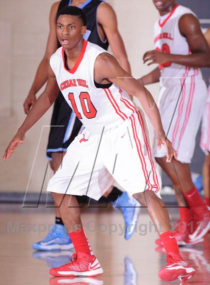 Thumbnail 3 in Seguin vs. Cedar Hill (Lions Club Tournament) photogallery.