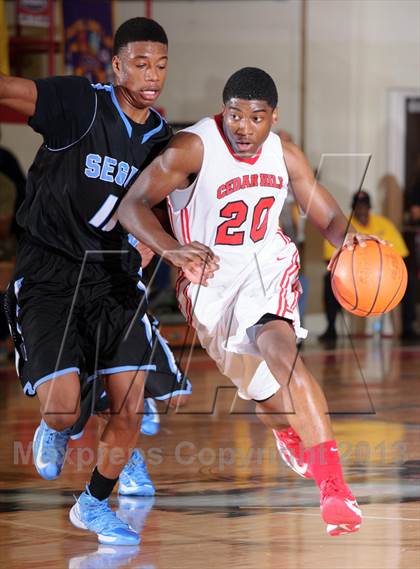 Thumbnail 1 in Seguin vs. Cedar Hill (Lions Club Tournament) photogallery.