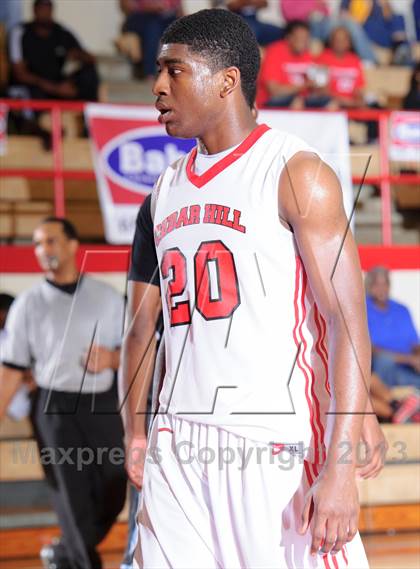 Thumbnail 3 in Seguin vs. Cedar Hill (Lions Club Tournament) photogallery.