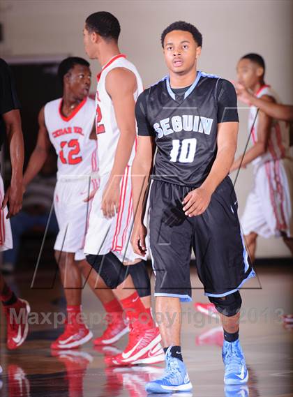 Thumbnail 1 in Seguin vs. Cedar Hill (Lions Club Tournament) photogallery.
