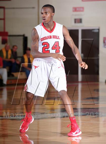 Thumbnail 1 in Seguin vs. Cedar Hill (Lions Club Tournament) photogallery.