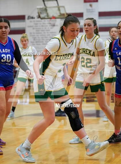 Thumbnail 3 in Eureka vs. McDermitt (NIAA 1A East League Final) photogallery.