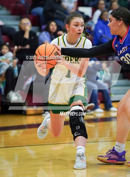 Thumbnail 1 in Eureka vs. McDermitt (NIAA 1A East League Final) photogallery.