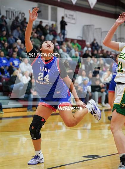 Thumbnail 3 in Eureka vs. McDermitt (NIAA 1A East League Final) photogallery.