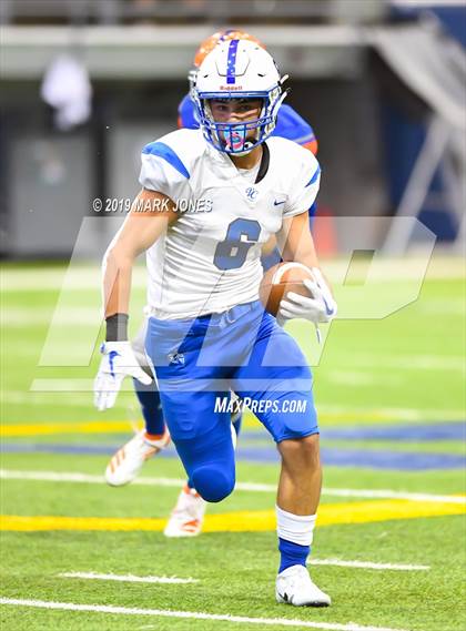 Thumbnail 1 in Chino Valley vs. Valley Christian (Kick-Off Classic) photogallery.