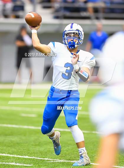 Thumbnail 1 in Chino Valley vs. Valley Christian (Kick-Off Classic) photogallery.