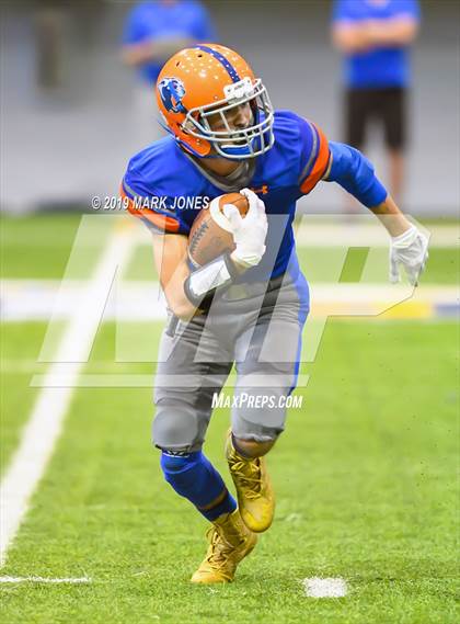 Thumbnail 1 in Chino Valley vs. Valley Christian (Kick-Off Classic) photogallery.