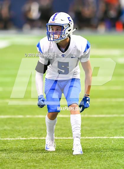 Thumbnail 1 in Chino Valley vs. Valley Christian (Kick-Off Classic) photogallery.