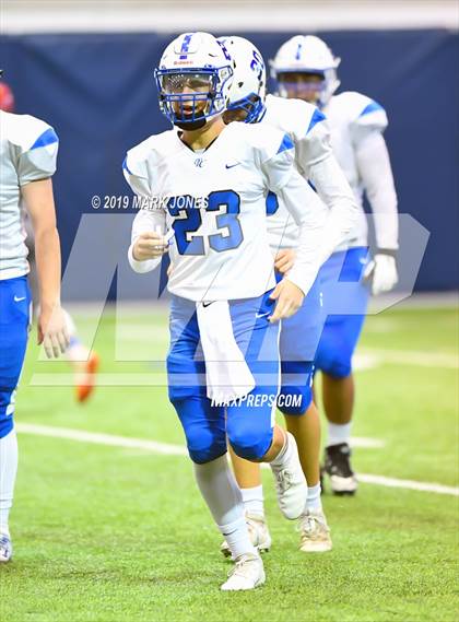 Thumbnail 1 in Chino Valley vs. Valley Christian (Kick-Off Classic) photogallery.
