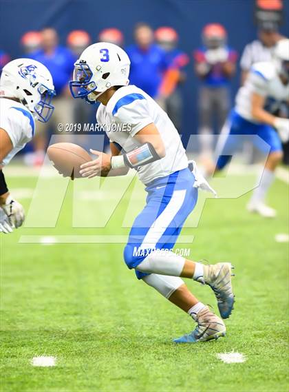 Thumbnail 1 in Chino Valley vs. Valley Christian (Kick-Off Classic) photogallery.