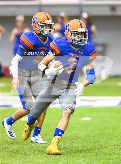Thumbnail 1 in Chino Valley vs. Valley Christian (Kick-Off Classic) photogallery.