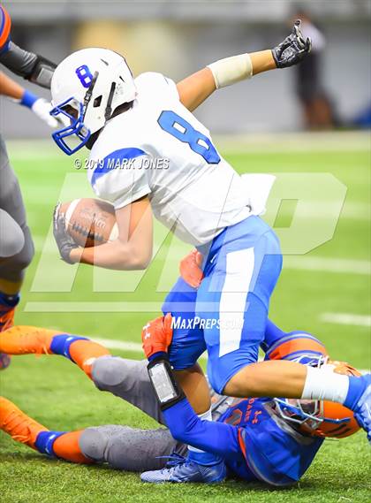 Thumbnail 2 in Chino Valley vs. Valley Christian (Kick-Off Classic) photogallery.