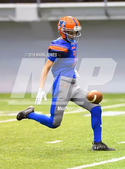 Thumbnail 3 in Chino Valley vs. Valley Christian (Kick-Off Classic) photogallery.